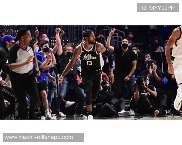 快船首发表现不佳替补发力保罗引领正负值逆转显实力